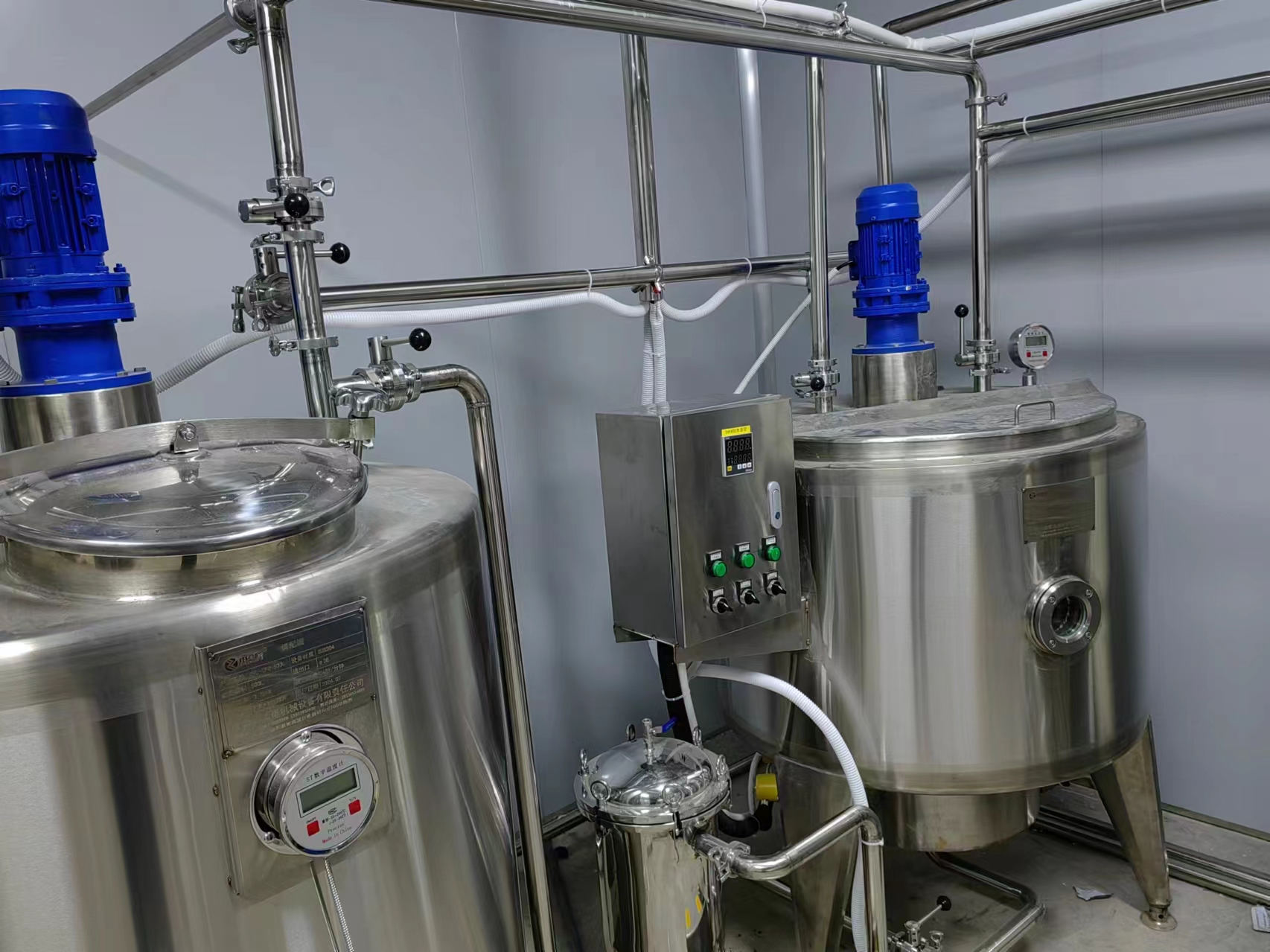 中意隆机械2024年2月承建四川石榴酒生产线整套设备案例